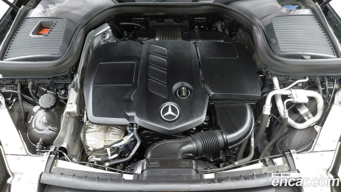 Mercedes-Benz GLC-Class 2020