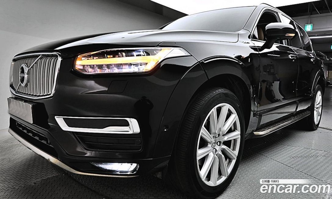 Volvo XC90 2019