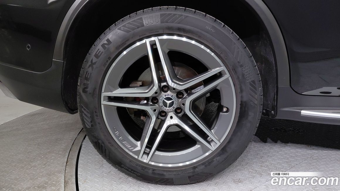 Mercedes-Benz GLC-Class 2020