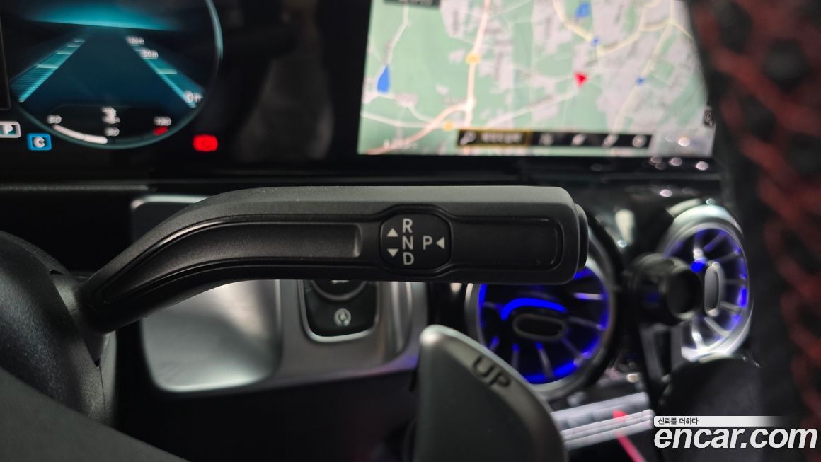 Mercedes-Benz GLB-Class 2022