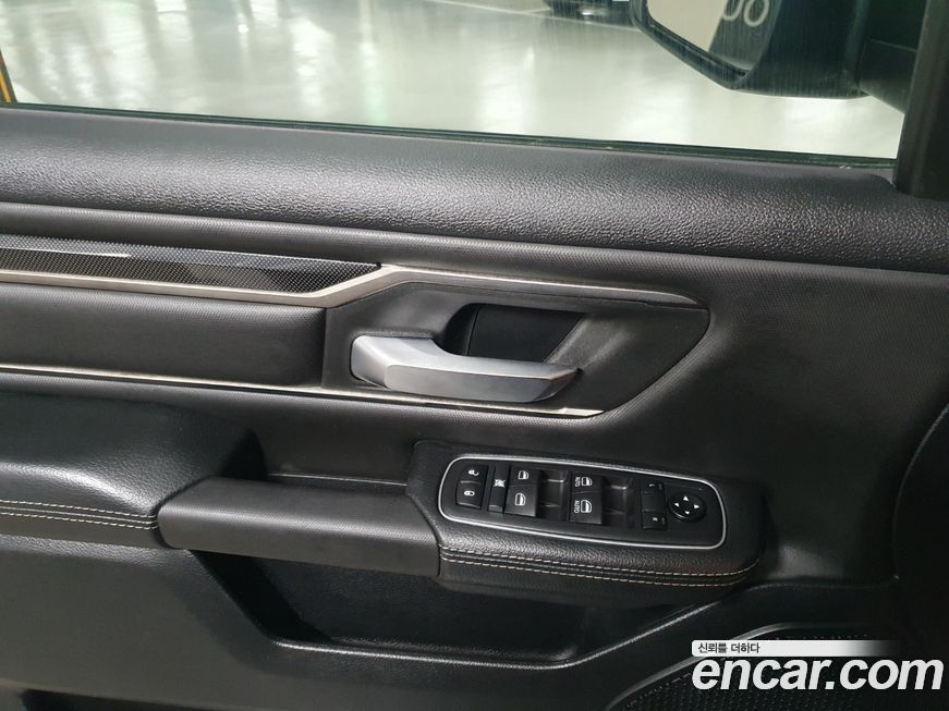 Dodge Ram Pick Up 2020