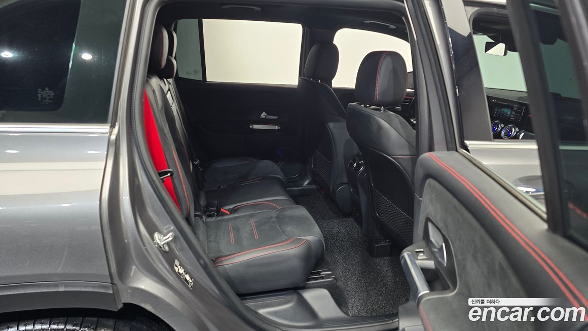 Mercedes-Benz GLB-Class 2022