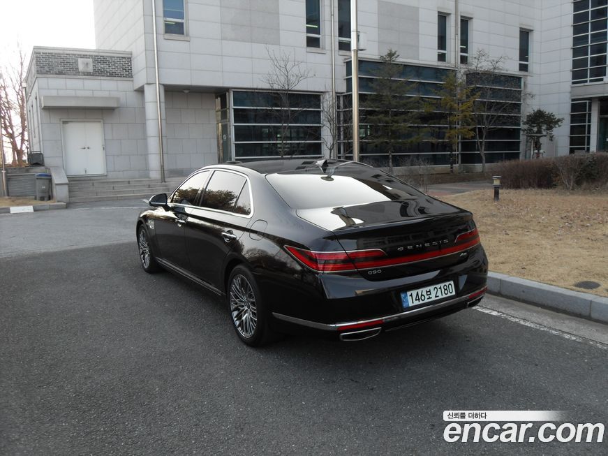 Genesis G90 2021
