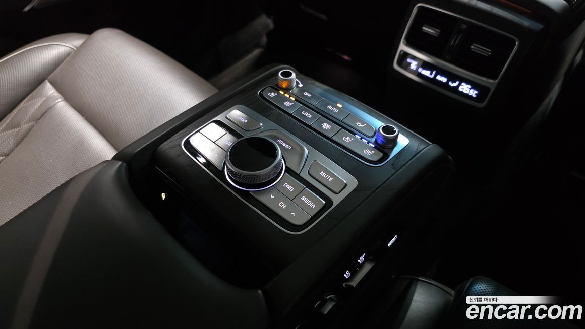 Kia K9 2019