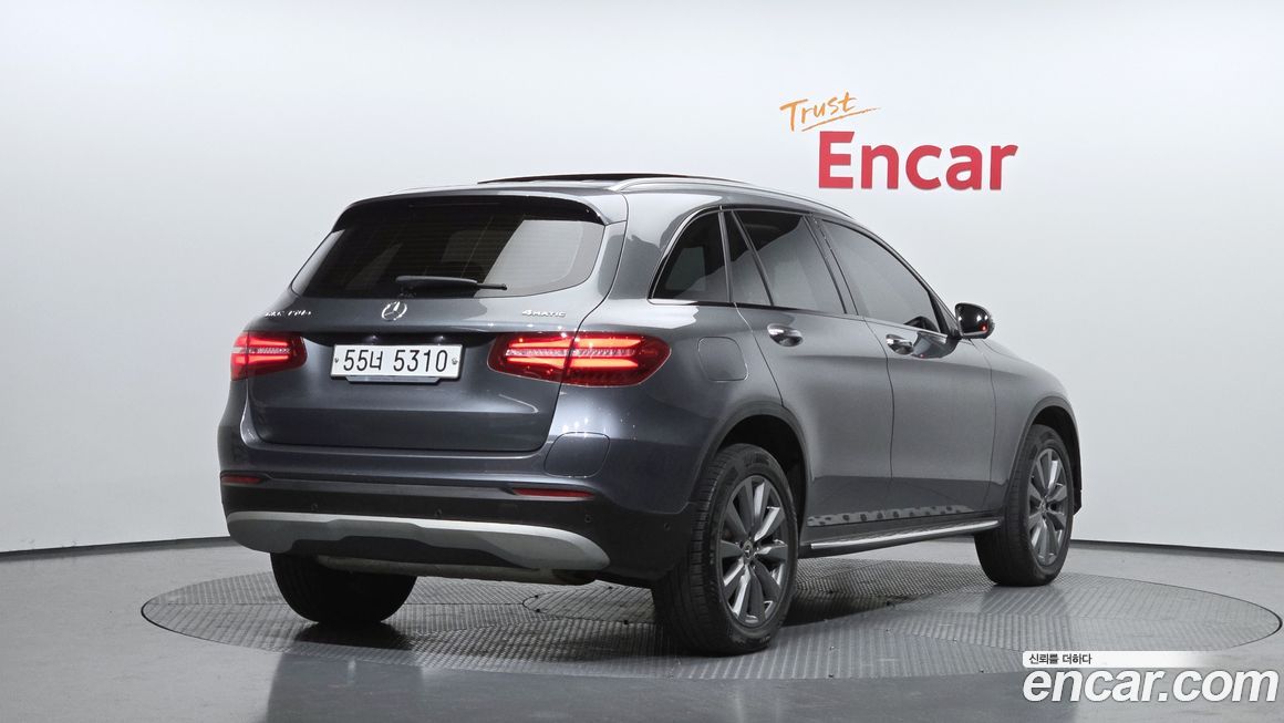 Mercedes-Benz GLC-Class 2019