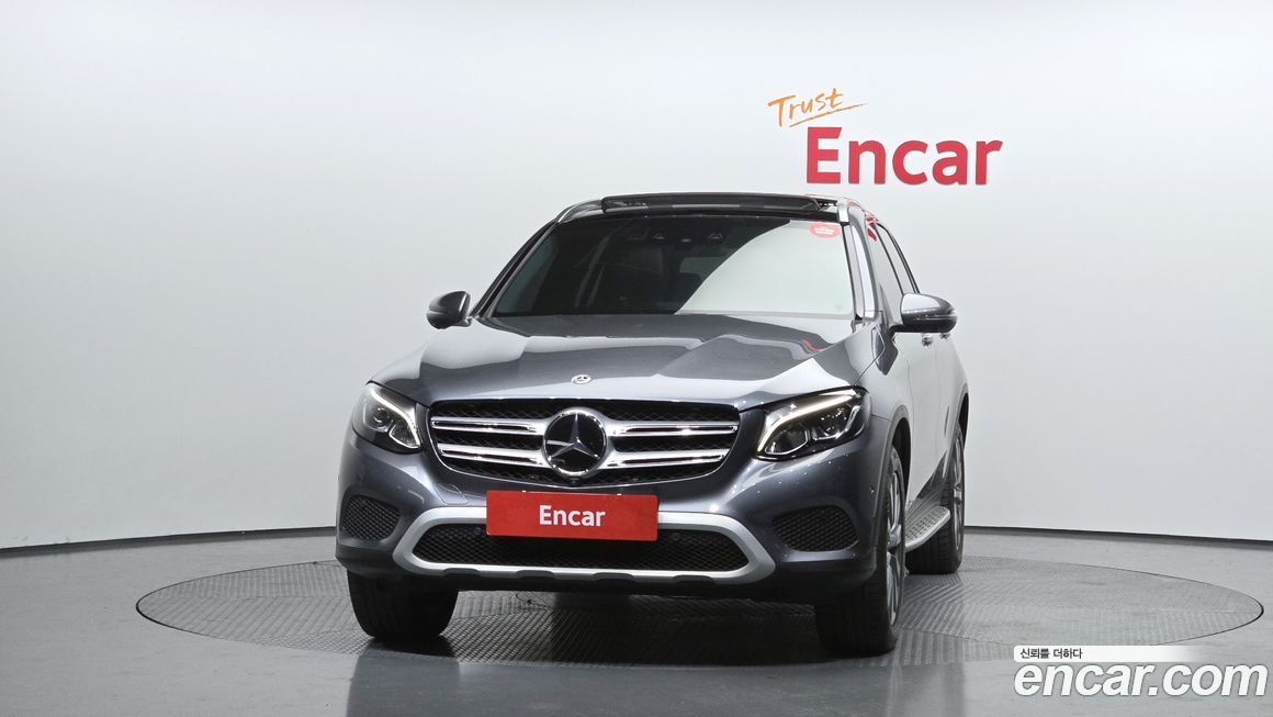 Mercedes-Benz GLC-Class 2019