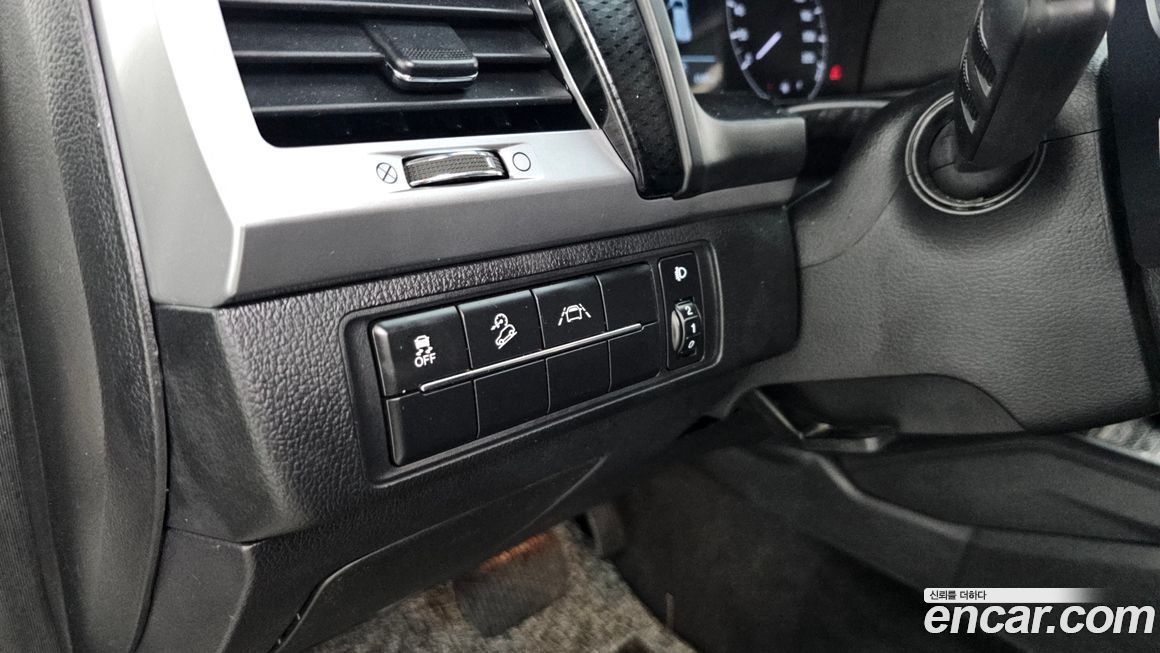 KG_Mobility_Ssangyong Rexton 2021