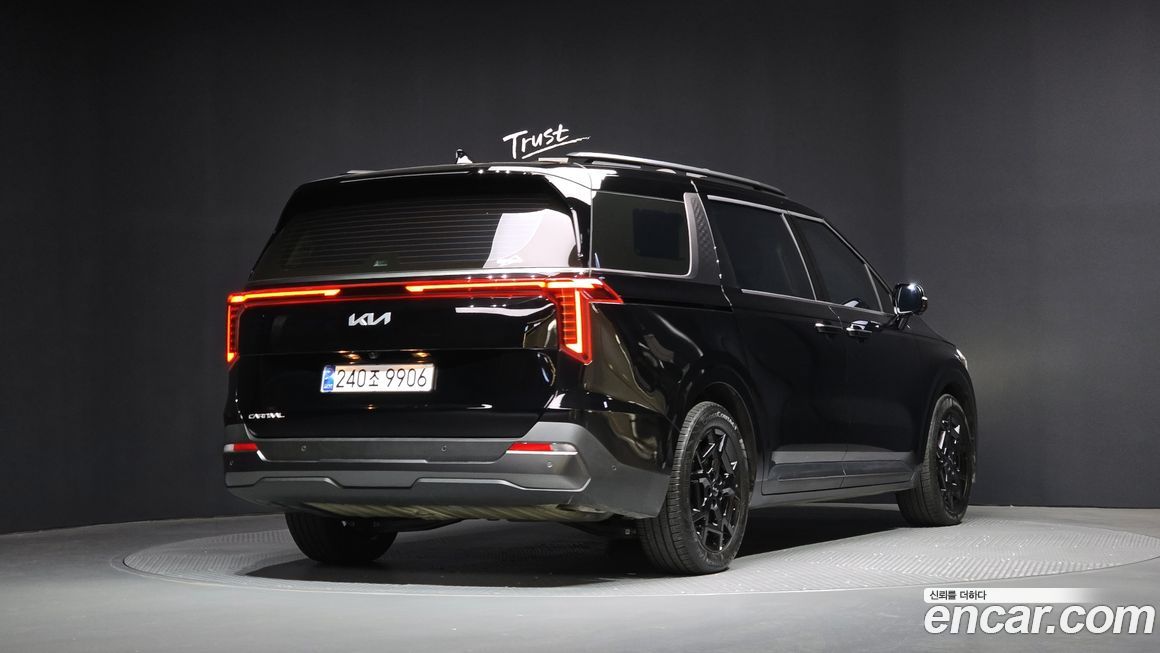 Kia Canival 2025