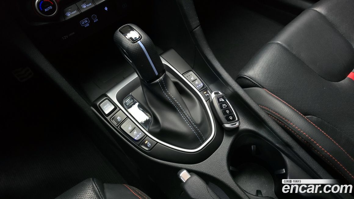 Hyundai Veloster 2018