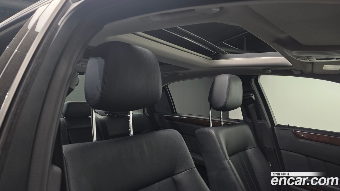 Mercedes-Benz E-Class 2012