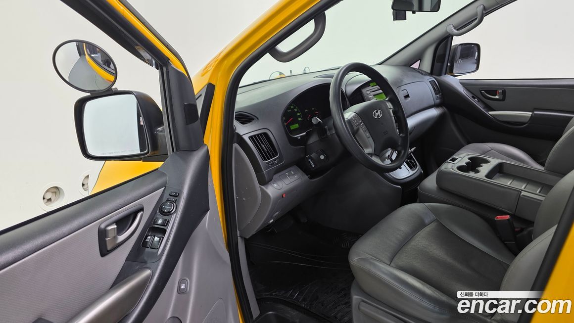 Hyundai Starex 2015