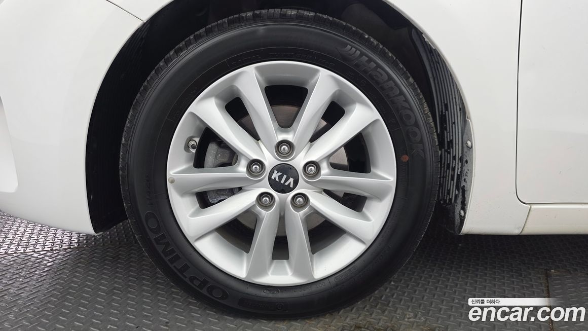 Kia K3 2017