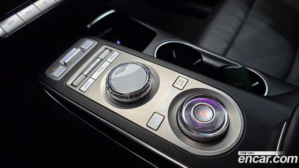 Genesis GV70 2021