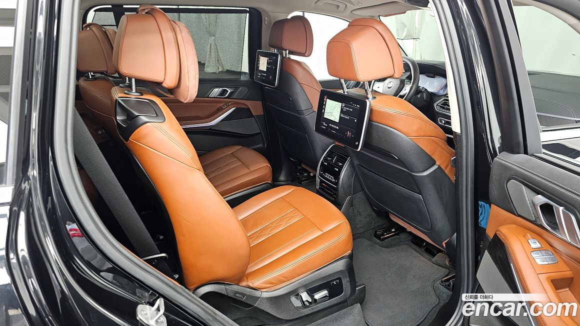 BMW X7 2020