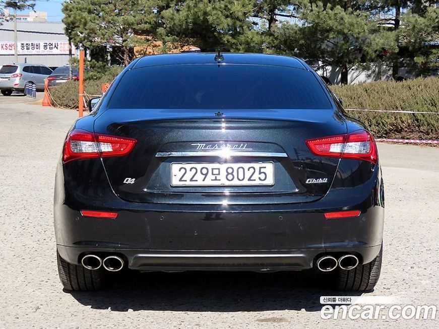 Maserati Ghibli 2015
