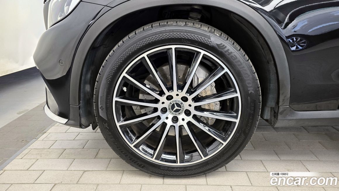 Mercedes-Benz GLC-Class 2019