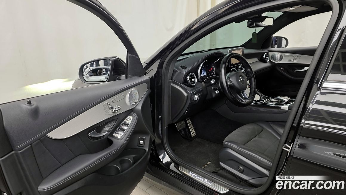 Mercedes-Benz GLC-Class 2019