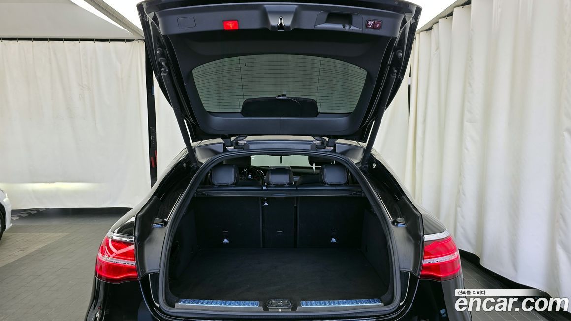 Mercedes-Benz GLC-Class 2019