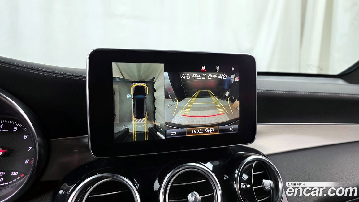 Mercedes-Benz GLC-Class 2019