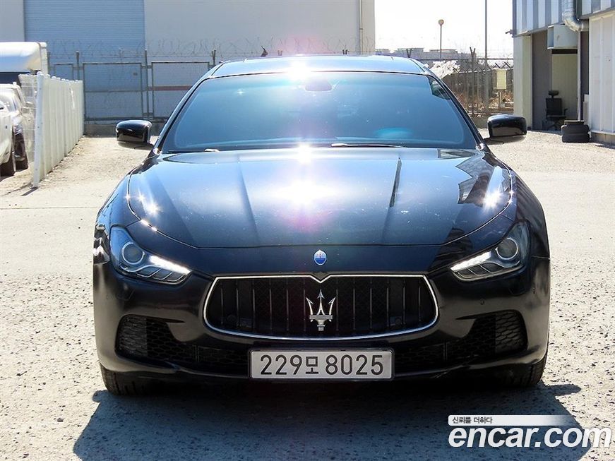 Maserati Ghibli 2015