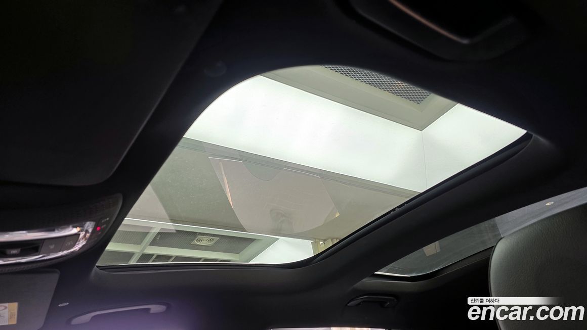 Mercedes-Benz GLB-Class 2021