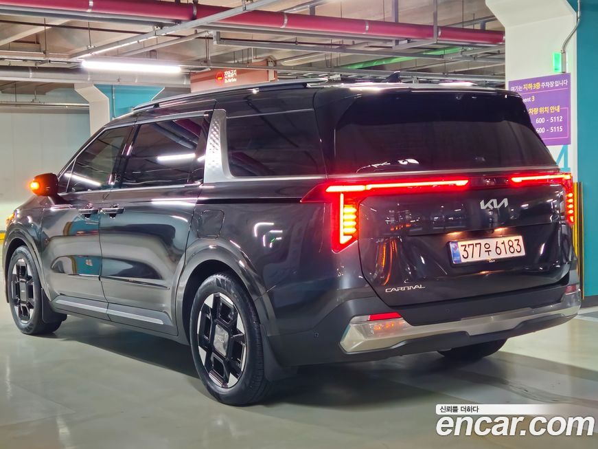 Kia Canival 2025