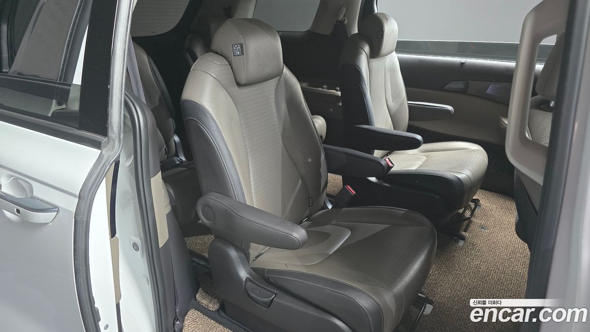 Kia Canival 2024