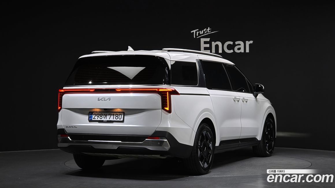 Kia Canival 2024