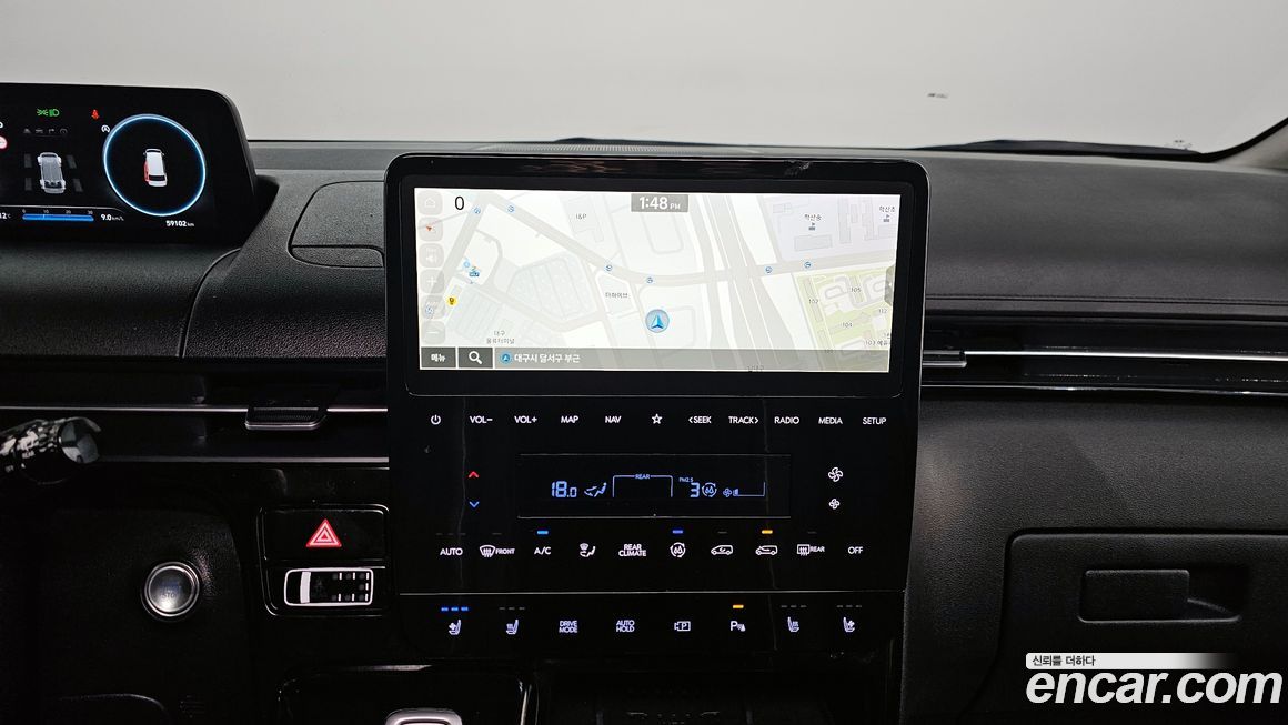 Hyundai Staria 2025