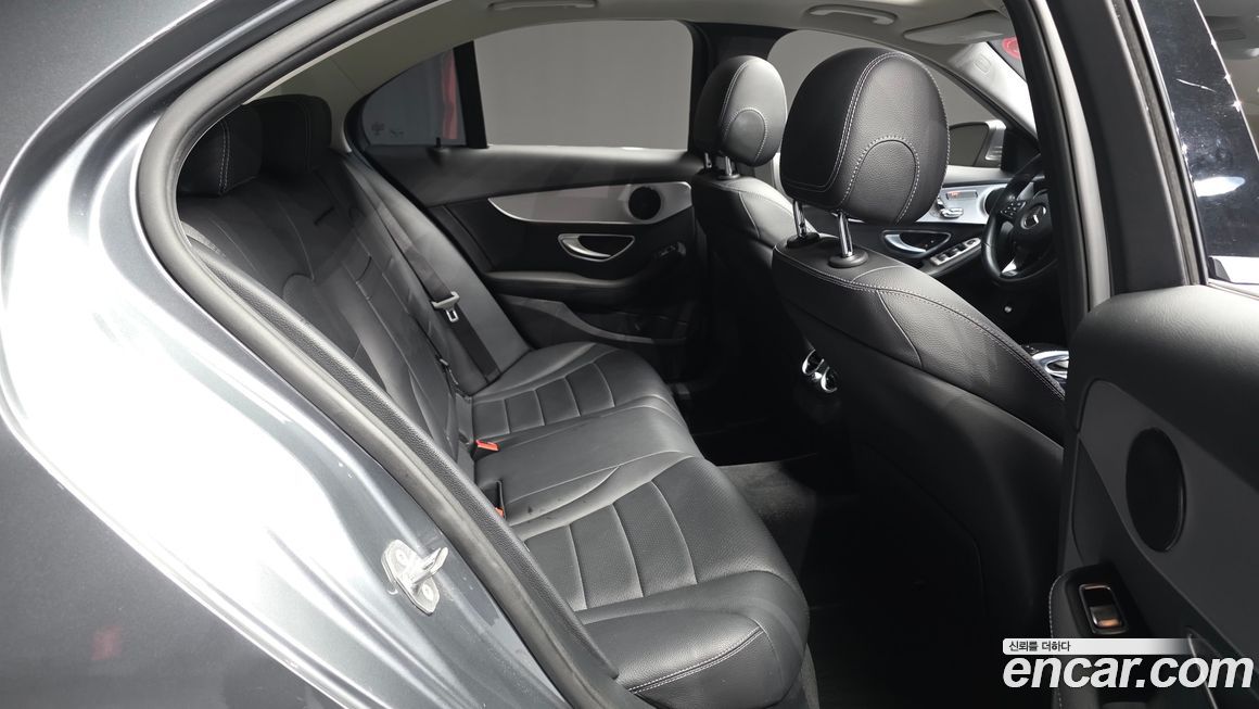 Mercedes-Benz C-Class 2017