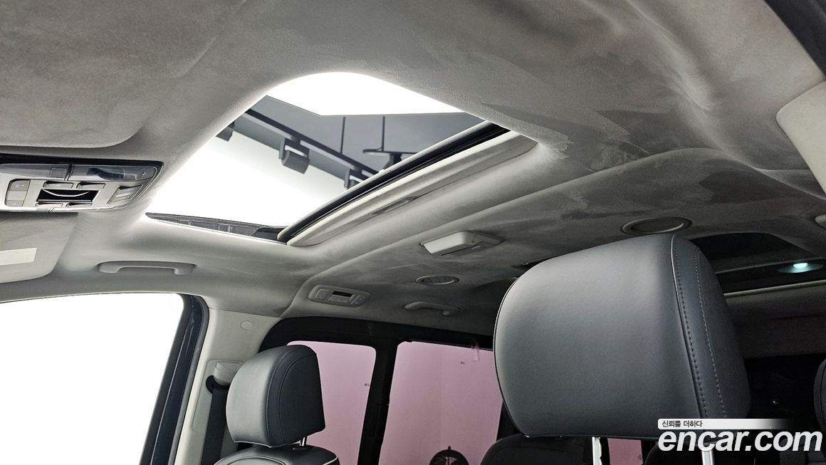 Hyundai Staria 2025
