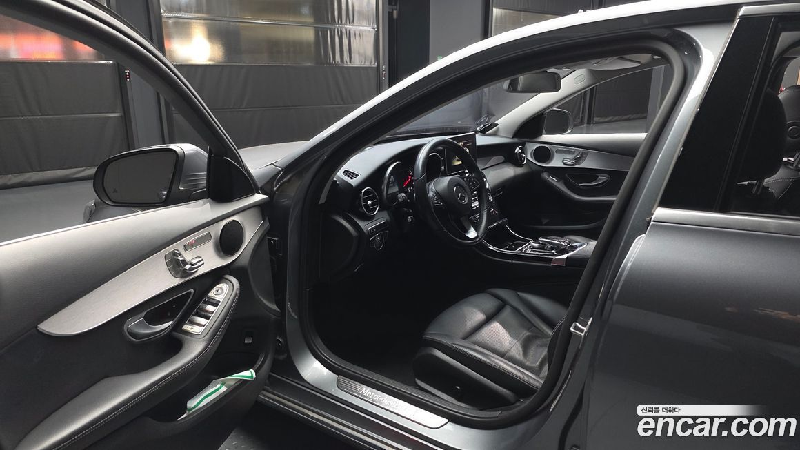 Mercedes-Benz C-Class 2017