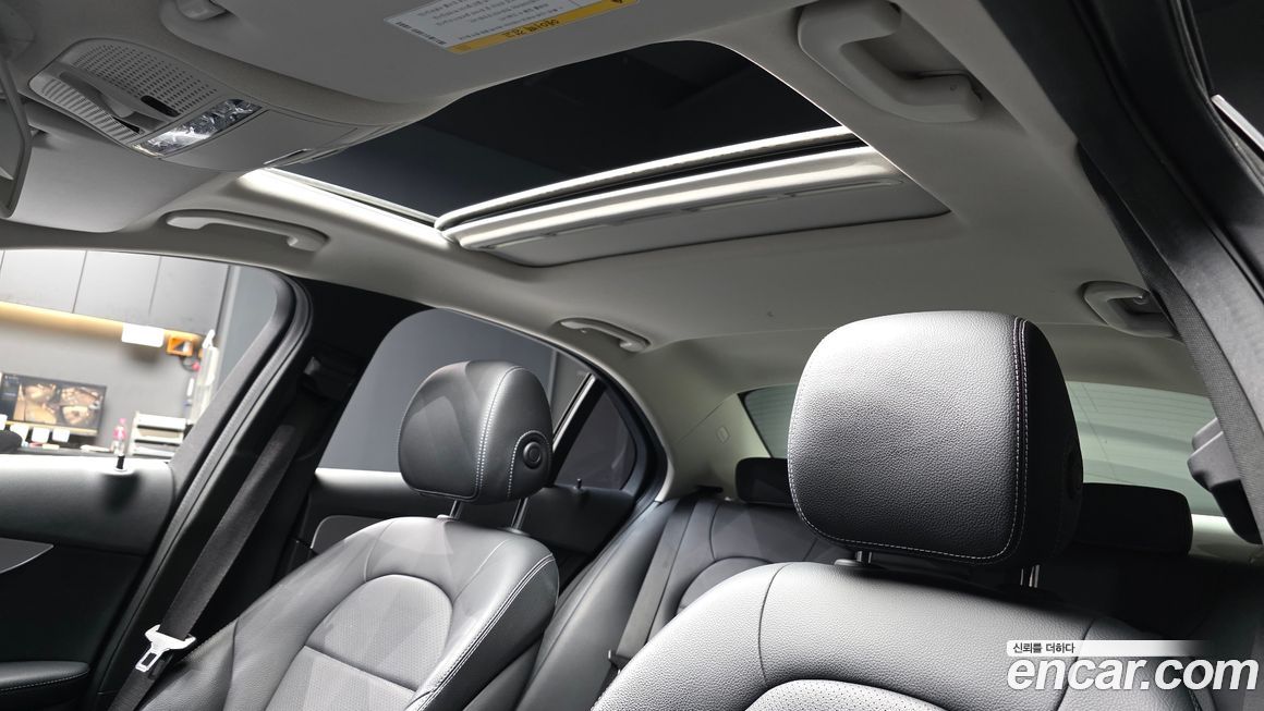 Mercedes-Benz C-Class 2017