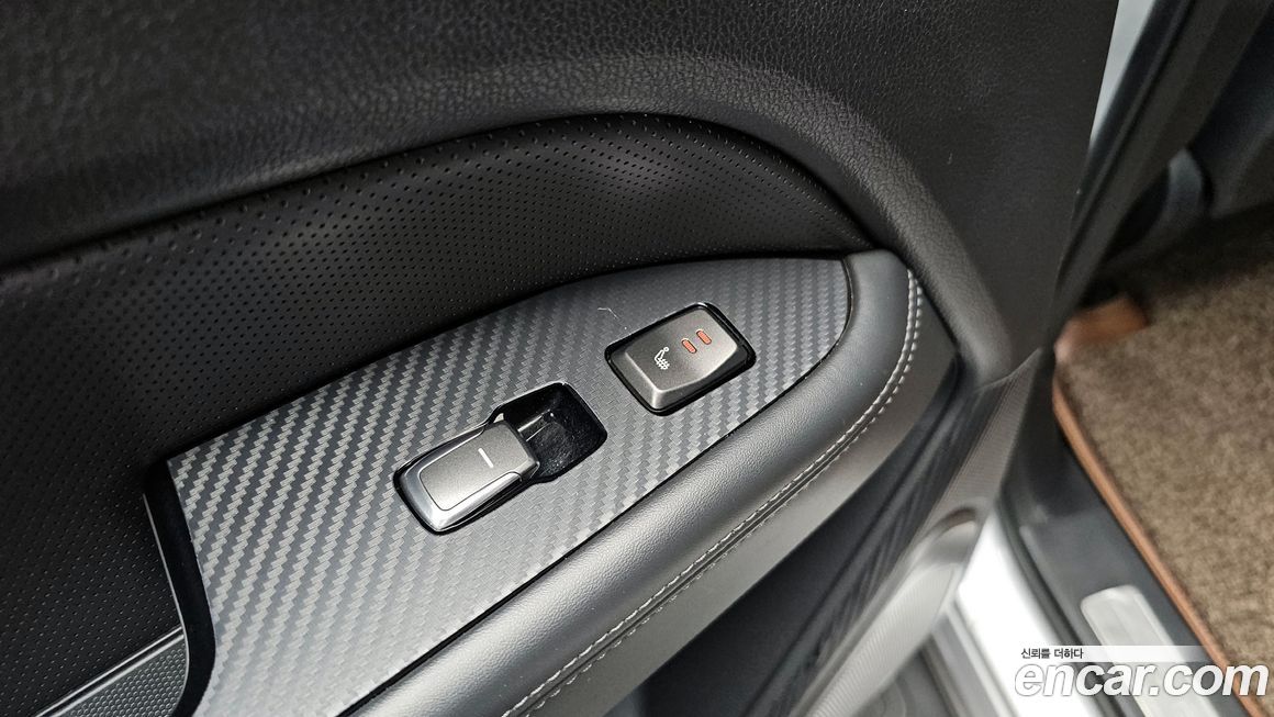 KG_Mobility_Ssangyong Rexton 2018