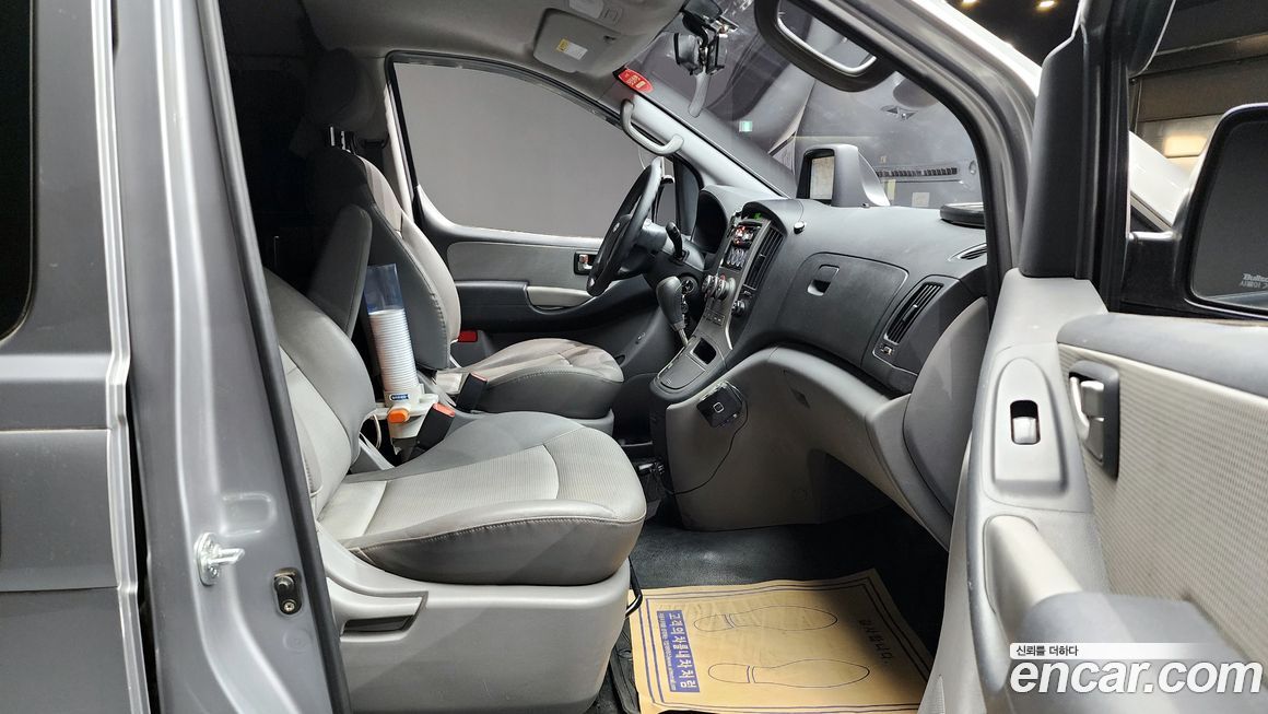 Hyundai Starex 2011