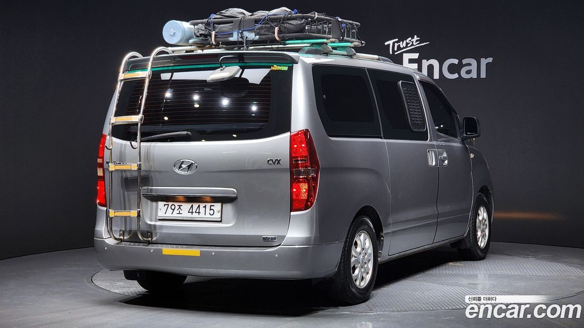 Hyundai Starex 2011
