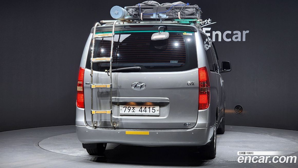 Hyundai Starex 2011