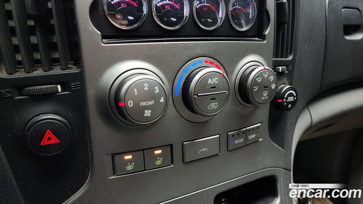 Hyundai Starex 2011