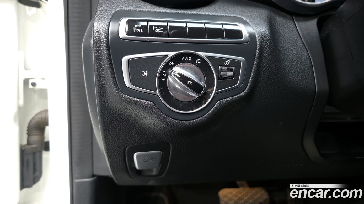 Mercedes-Benz C-Class 2016