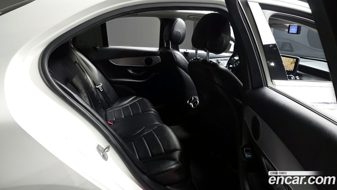 Mercedes-Benz C-Class 2016