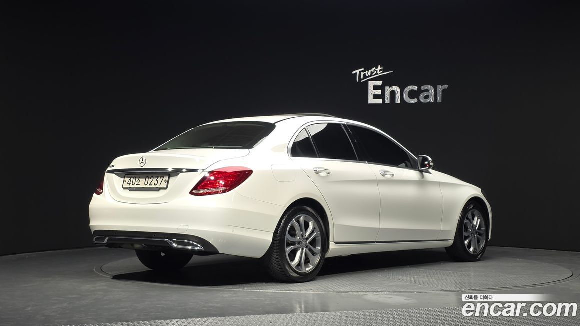 Mercedes-Benz C-Class 2016