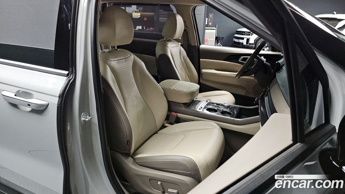 Kia Canival 2025