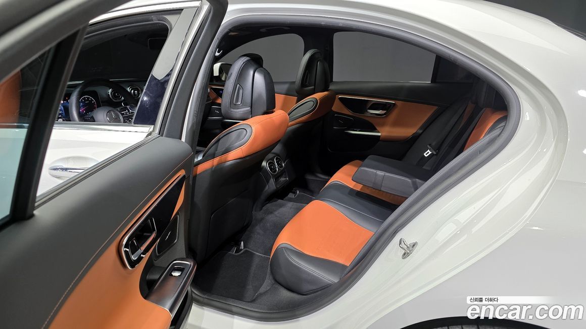 Mercedes-Benz C-Class 2022