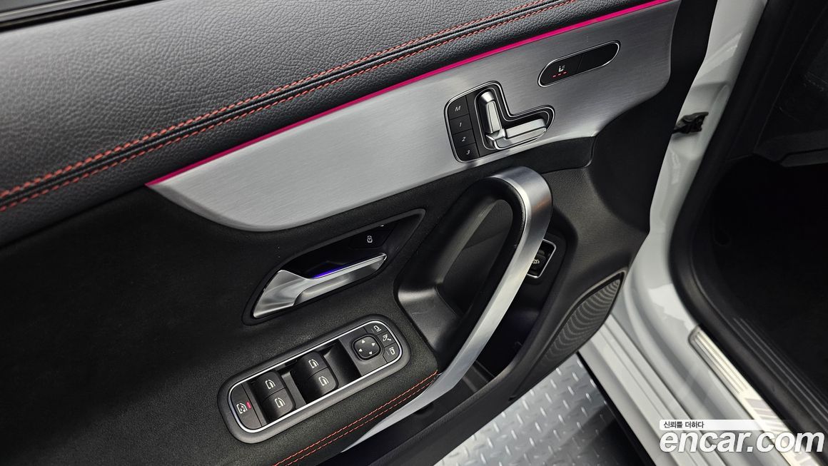 Mercedes-Benz CLA-Class 2020