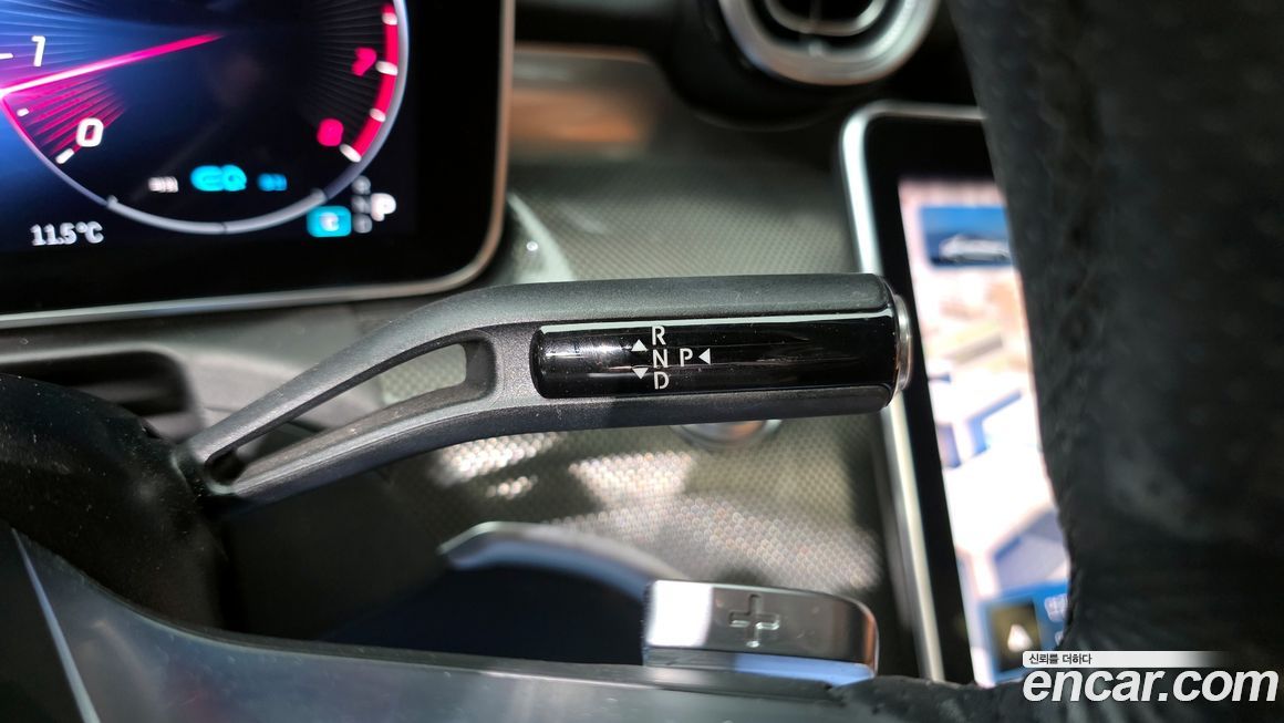 Mercedes-Benz C-Class 2022