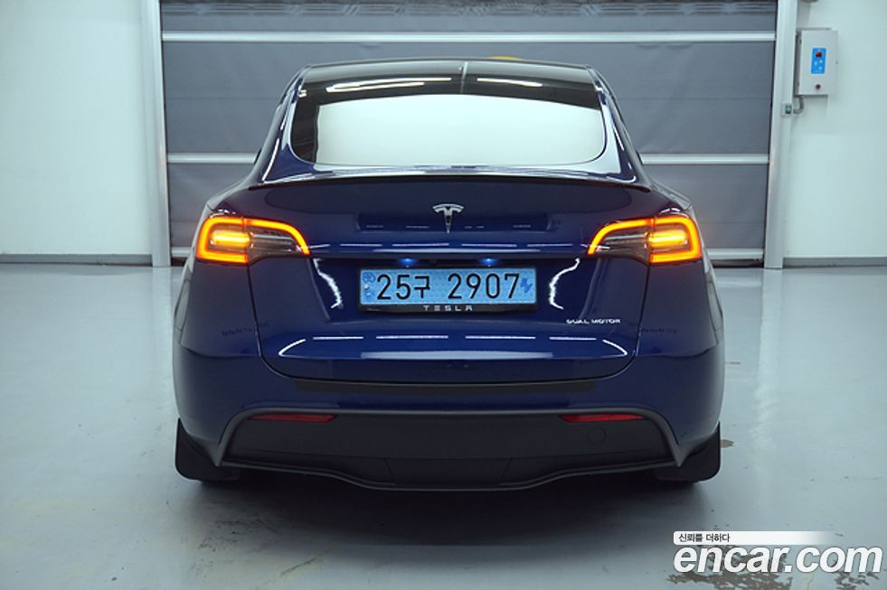 Tesla Model Y 2022