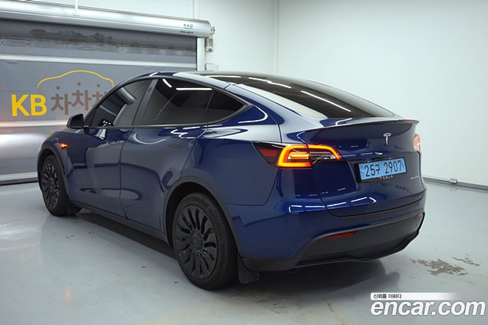 Tesla Model Y 2022