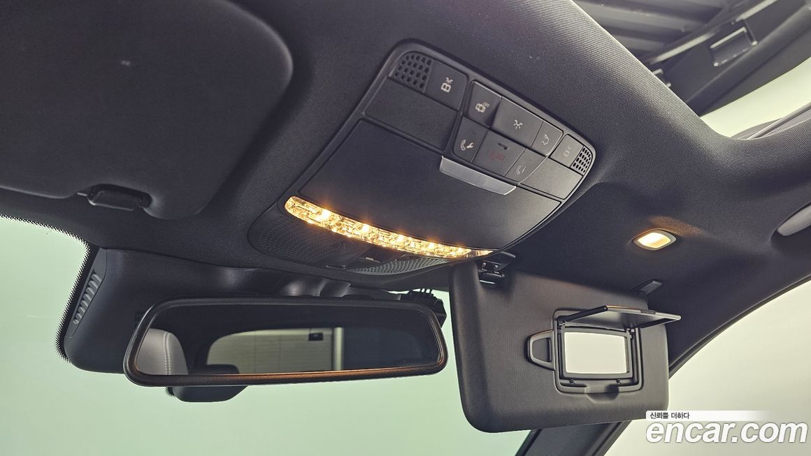 Mercedes-Benz GLC-Class 2019