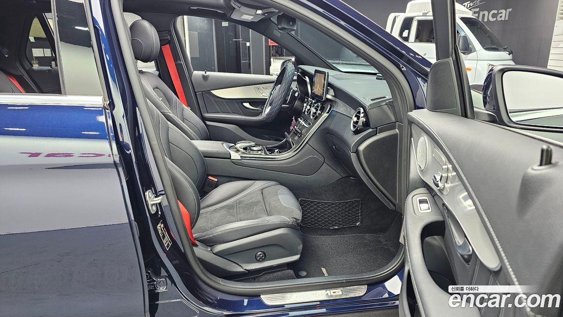 Mercedes-Benz GLC-Class 2019