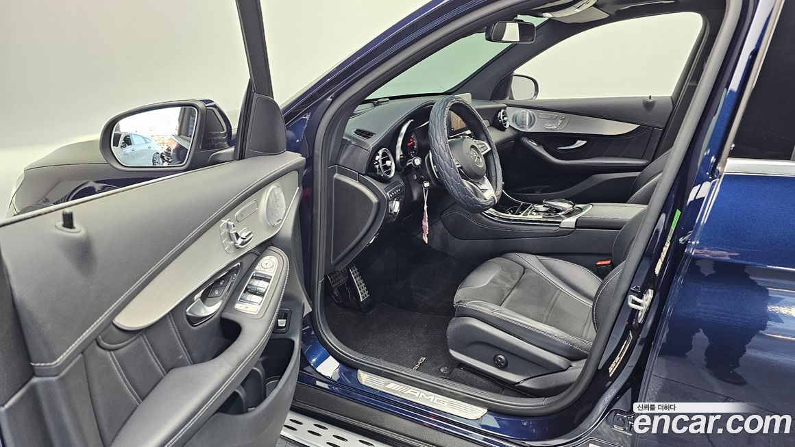 Mercedes-Benz GLC-Class 2019